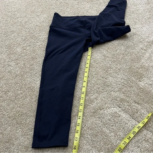 prAna Capri Yoga Active Pants Leggings Navy Blue Size Medium Gym, - Picture 5 of 15